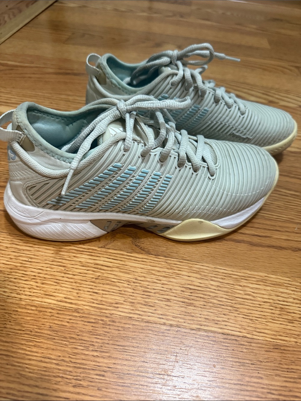 K Swiss Hypercourt Express Tennis Shoes - Light Blue/Gray - Women’s Size 7